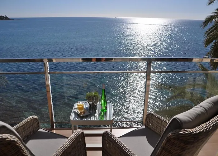 Sunrise Apartment *